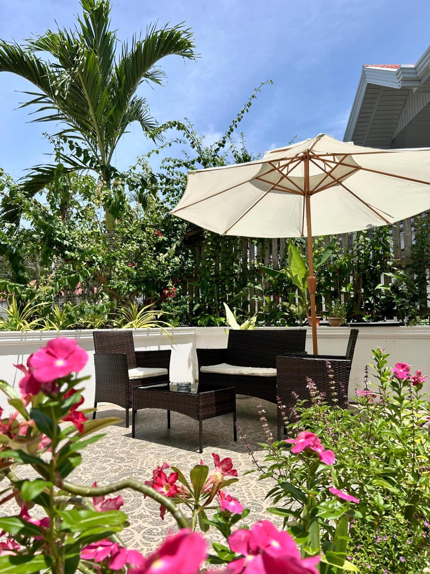 פנגלאו Alona Garden Suites מראה חיצוני תמונה